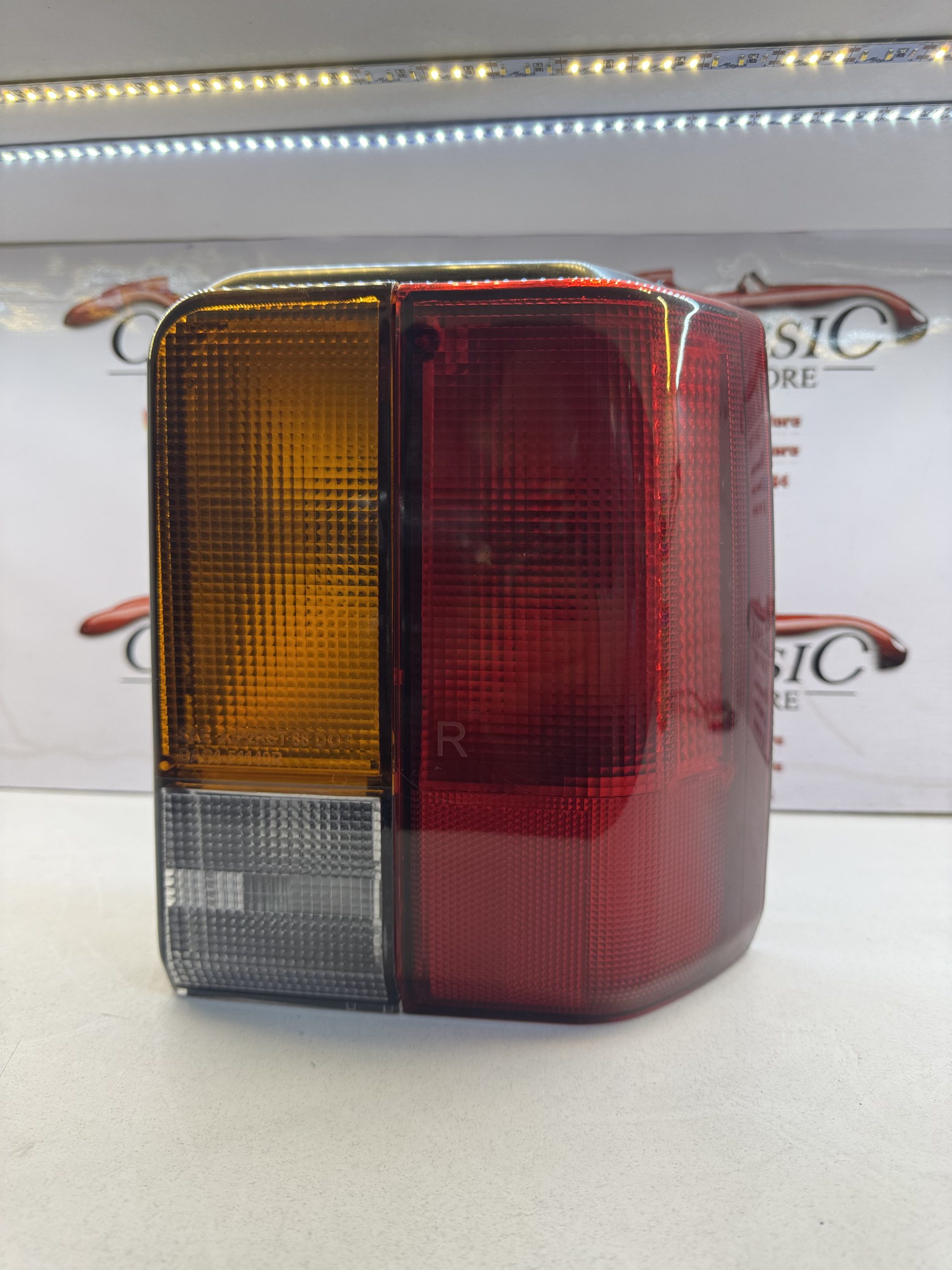 تصویر خطر عقب پراید هاچبک کره ای صاف 